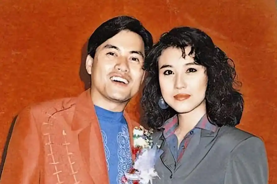 吕良伟婚姻经历_吕良伟爱情经历_吕良伟三个老婆图片