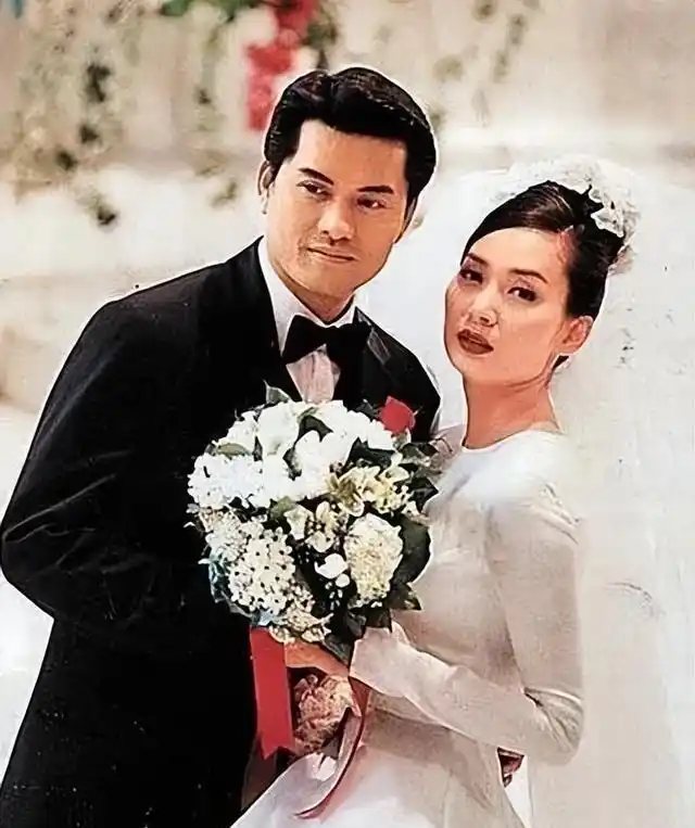 吕良伟婚姻故事_吕良伟感情经历_吕良伟三个老婆图片