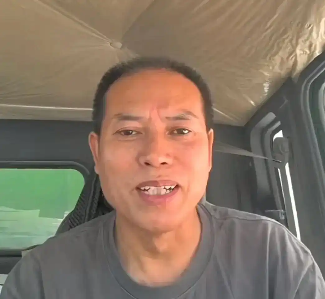 劳斯莱斯车主捐赠打赏款_广州海珠区货车撞劳斯莱斯事故_女子酒驾撞劳斯莱斯：我是国企员工