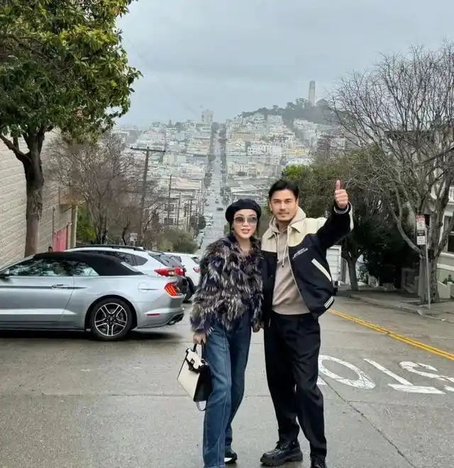 吕良伟三个老婆图片_吕良伟三个老婆_吕良伟杨小娟婚姻