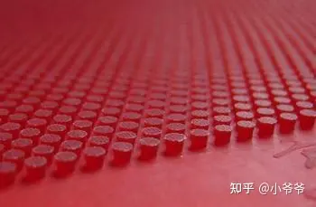 乒乓球赛策划_乒乓球拍选购指南_纯木底板与碳素底板区别