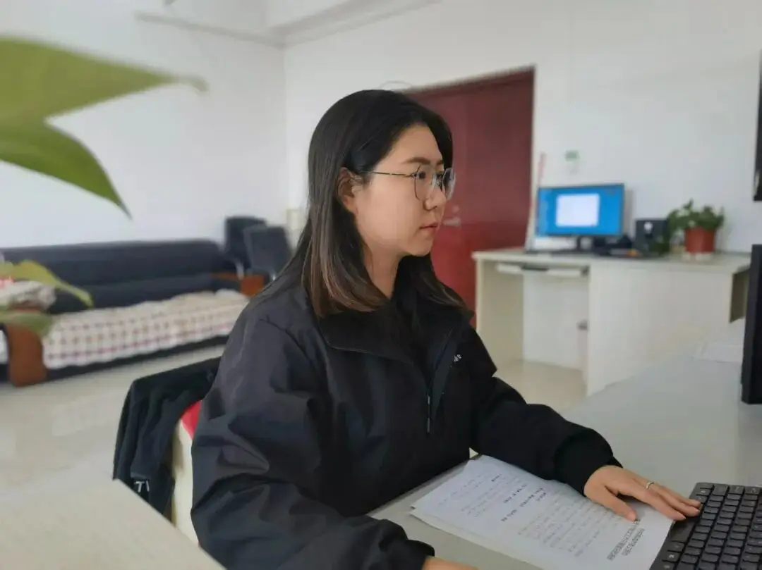 坚守新闻初心_优秀新闻稿件_融媒体中心记者节