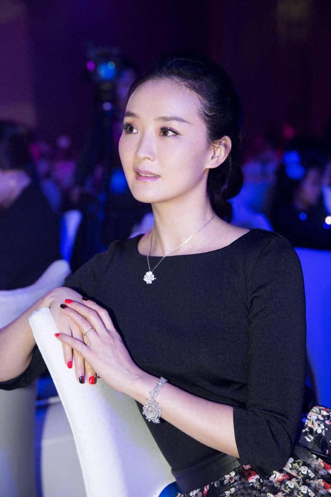 王艳终于熬出头，婆婆去世、儿子转性、老公失联，可以放手做自己