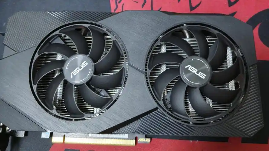 cf游戏卡顿解决方案_电脑玩cf好卡怎么办_cf游戏卡顿原因及解决方法