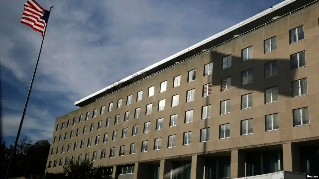 美国国务院修改美台关系事实清单_驻美大使：中美关系不能进一步退半步_外交部三个不容