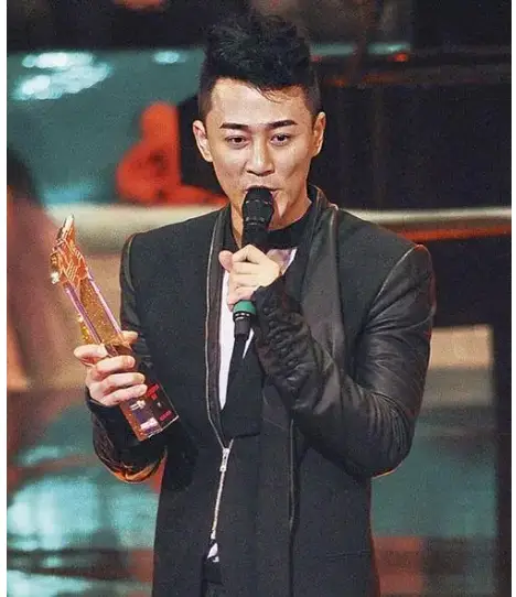 TVB被封杀的男星_TVB雪藏原因_明星为什么被雪藏