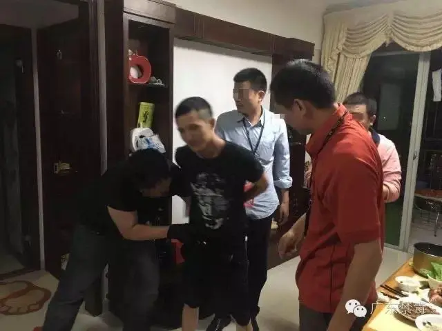 深圳一凶宅拍卖引30人争抢_佛山法拍房 毒枭李俊鹏 法拍房竞拍