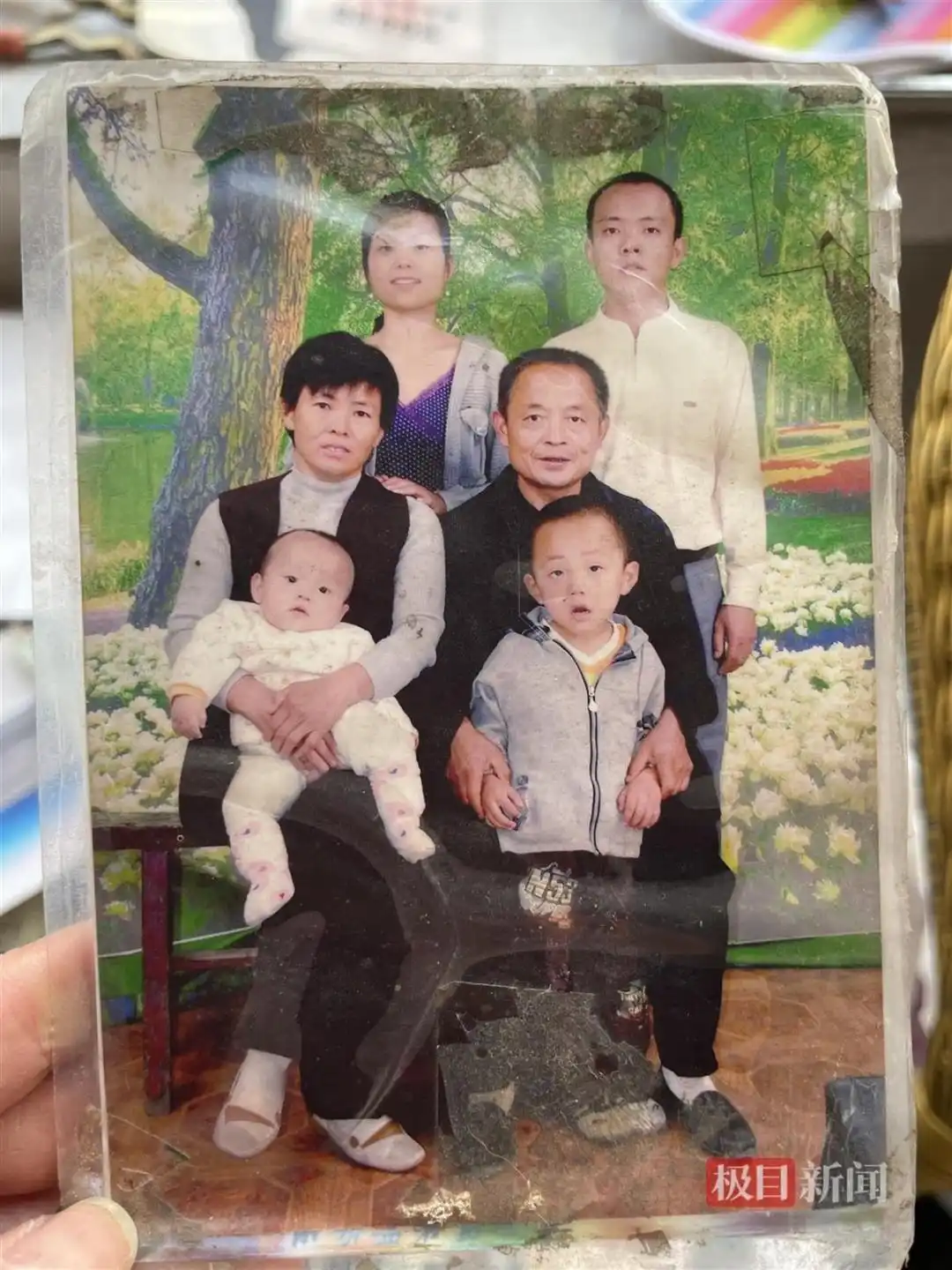 “4人入室抢婴贩卖案”本周五一审宣判，被抢孩子母亲：已耗费17年光阴，身心受到极大伤害