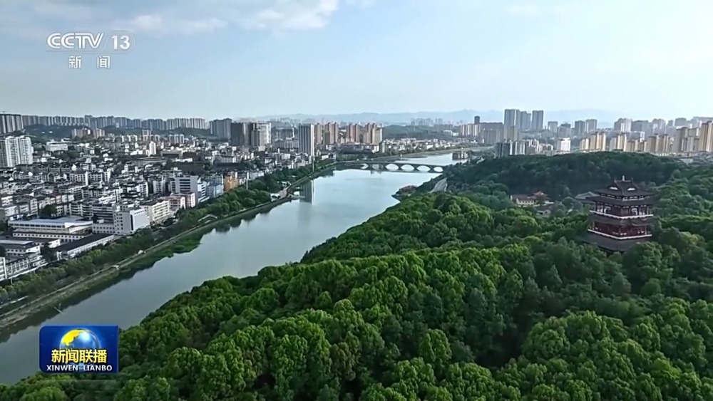 生态文明建设 绿水青山就是金山银山 美丽中国建设_美丽中国铺展新画卷