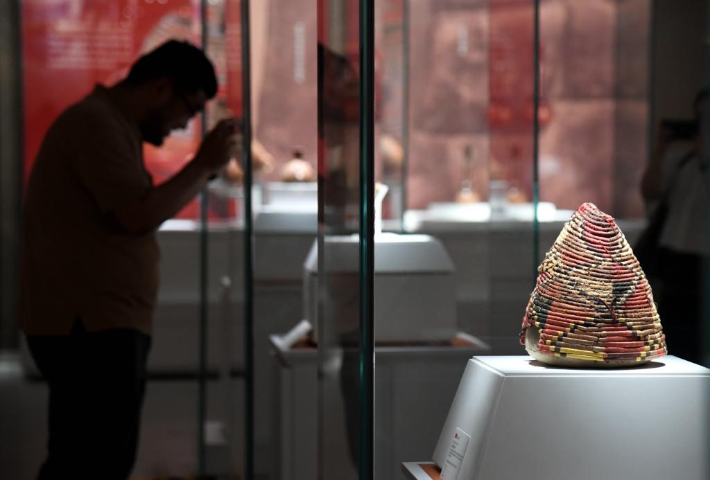 华夏传世收藏品是正规公司吗_华夏传世文化发展有限公司_华夏传世