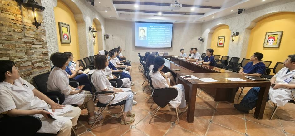 沈阳妇婴医院地址_沈阳市妇婴医院科研项目申报_中山大学公共卫生学院副院长董光辉教授指导科研工作