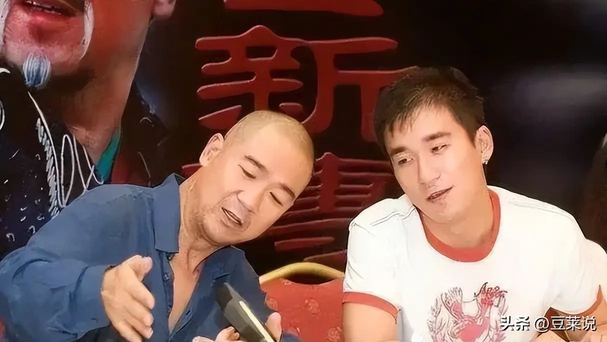 张国立与罗秀春离婚34年，他再婚有烦恼，她至今单身牵挂儿子