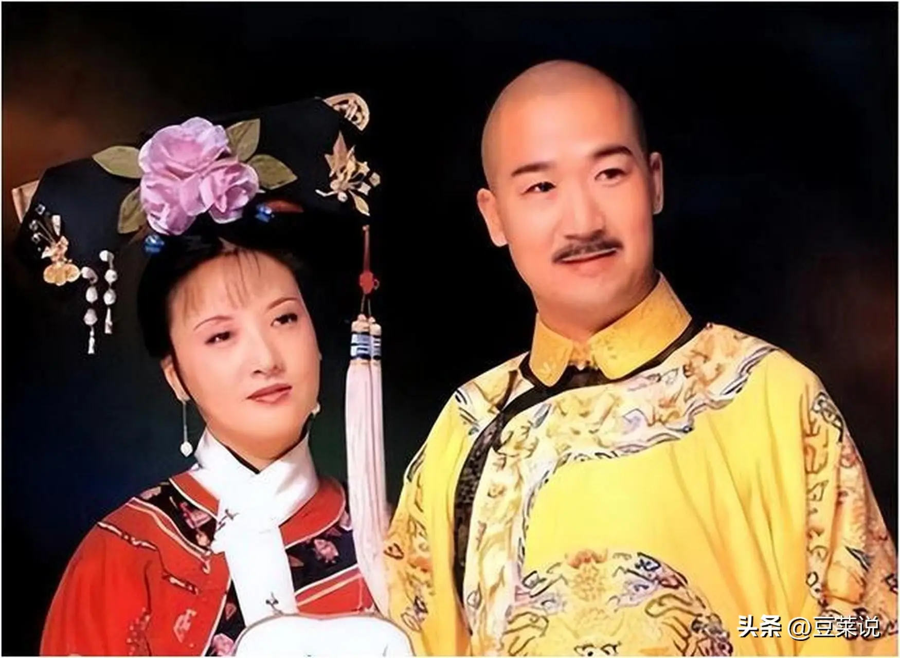 张国立的前妻是谁_张国立前妻罗秀春_张国立邓婕婚姻幸福