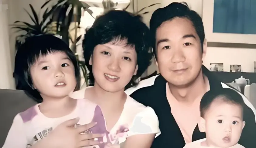 邓婕为爱牺牲生育权_邓婕张国立离婚协议_张国立的前妻是谁