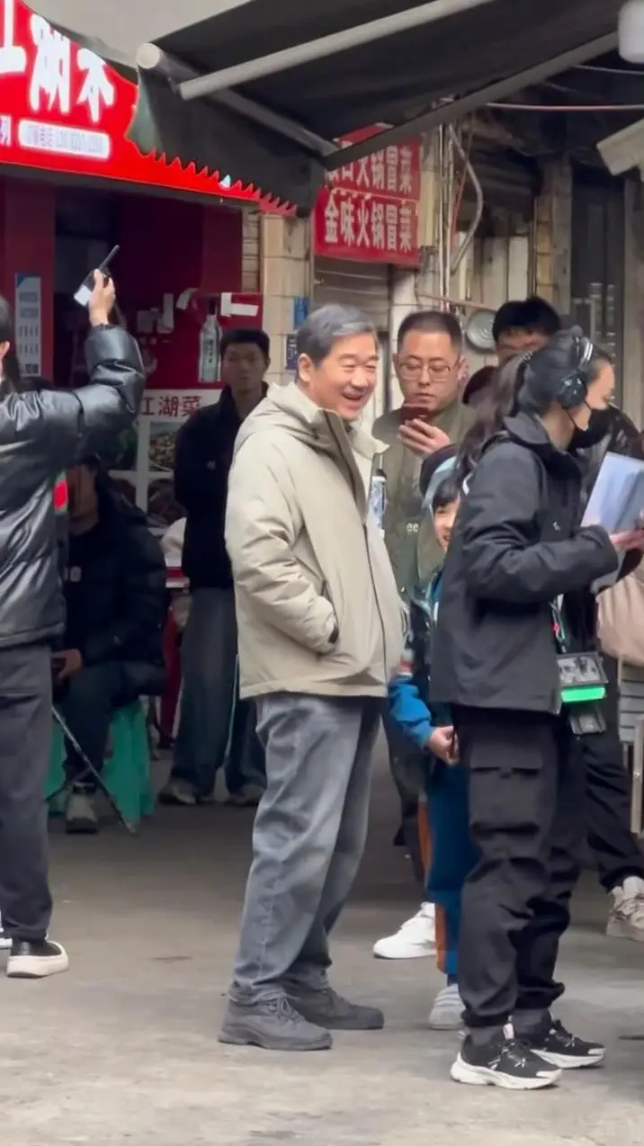 邓婕张国立离婚协议_邓婕为爱牺牲生育权_张国立的前妻是谁