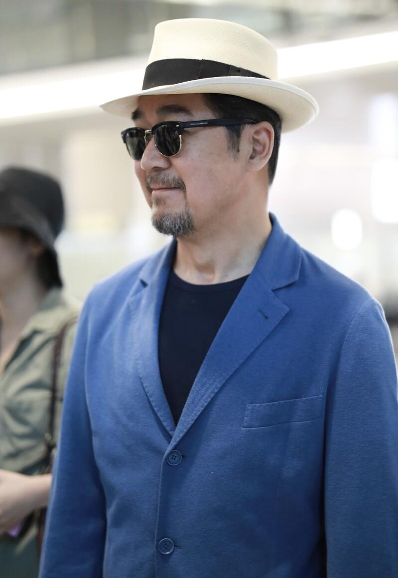 张国立的前妻是谁_邓婕与张国立婚姻细节_邓婕嫁给张国立