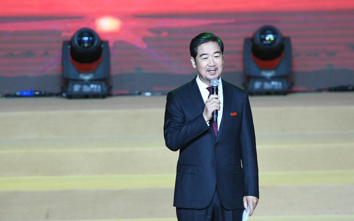 邓婕嫁给张国立_张国立的前妻是谁_邓婕与张国立婚姻细节