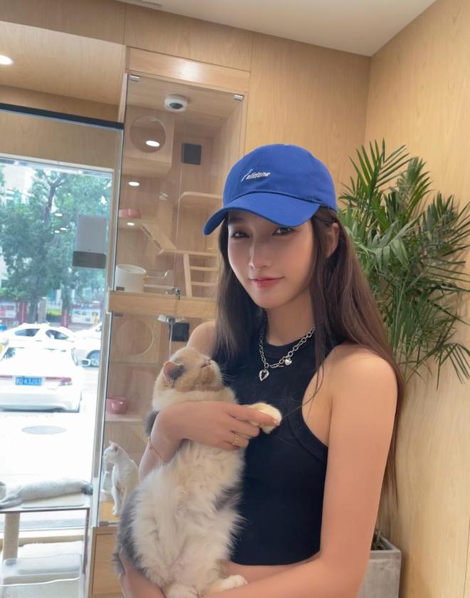 吴亦凡的最新照片_吴亦凡都美竹抑郁症网络暴力_吴亦凡女友数量曝光