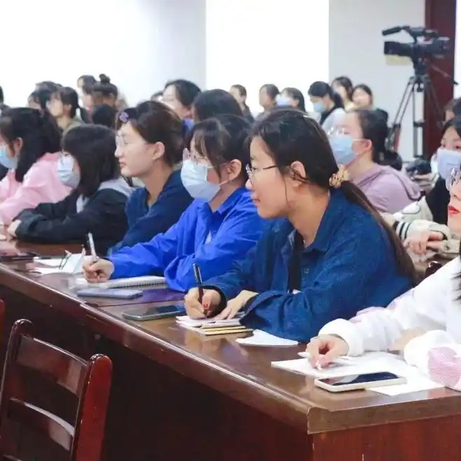 对外投稿技巧_摄影短视频拍摄技巧_新媒体 新闻标题