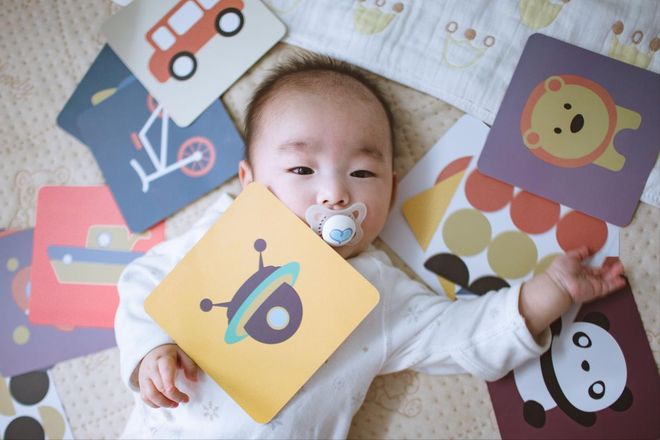 震惊！二胎妈妈教你在家开发0-1岁宝宝五感，居然不花一分钱！