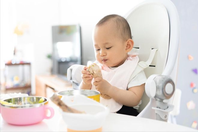 0 1岁宝宝早教_0-1岁宝宝五感开发_日常带娃五感游戏