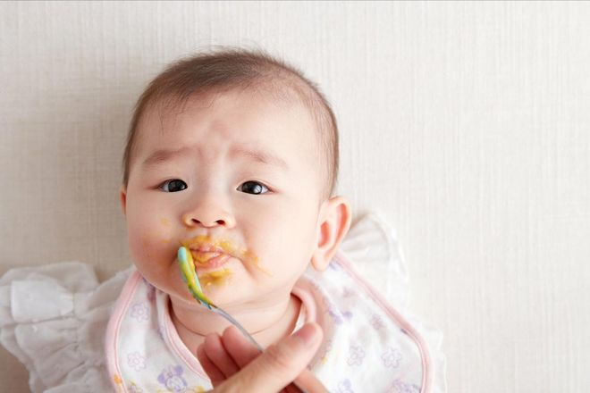 日常带娃五感游戏_0-1岁宝宝五感开发_0 1岁宝宝早教