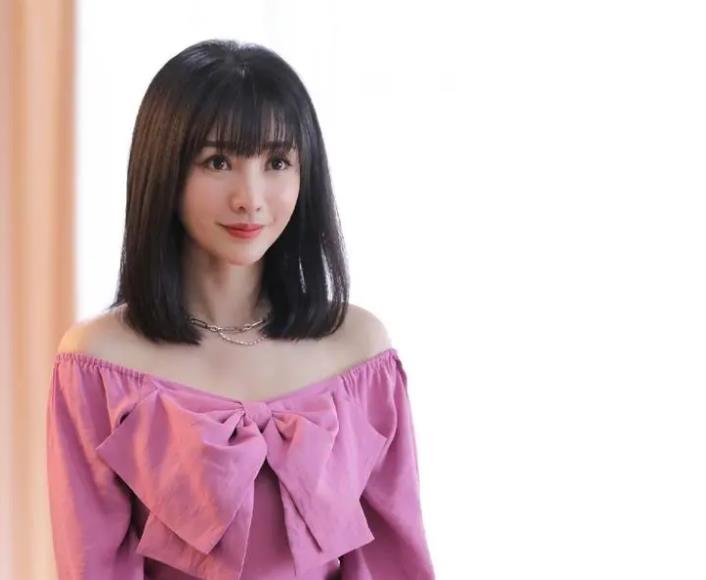 性凝视 杨幂 赵丽颖_杨幂胸部抖动