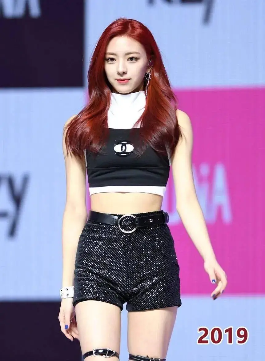 看韩国美女屁屁图片_韩国女星大胯风_欧美圈女明星大屁股