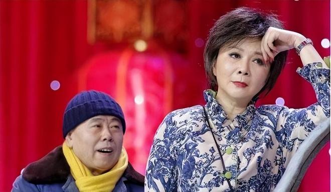 笑脸哥现场看春晚_春晚赞助商企业_春晚特殊观众席分配