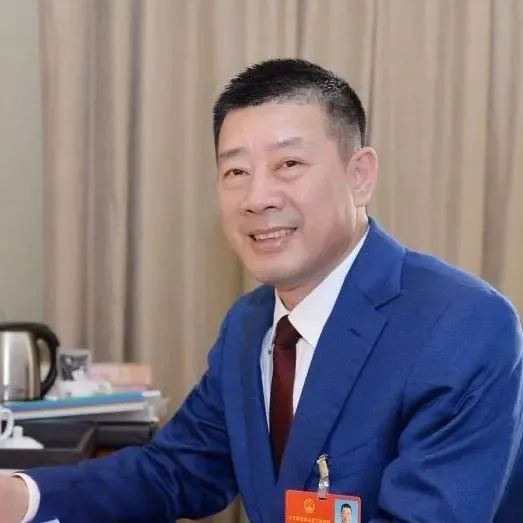 长江商学院校友两会提案_全国政协委员李东东建议尽快创办_全国人大代表长江商学院校友建议