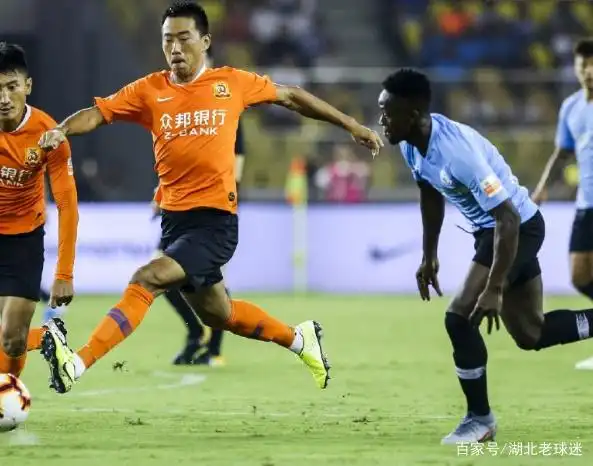 中超北京人和大连一方积分差距_北京人和球员名单_人和后防线年龄结构分析