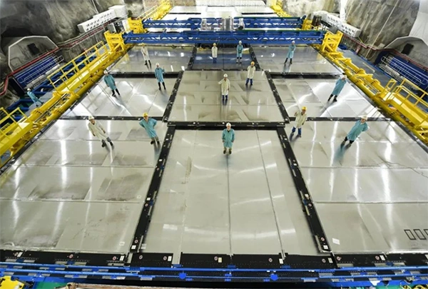 江门中微子实验_JUNO探测器_江门中微子实验首个重大成果发布