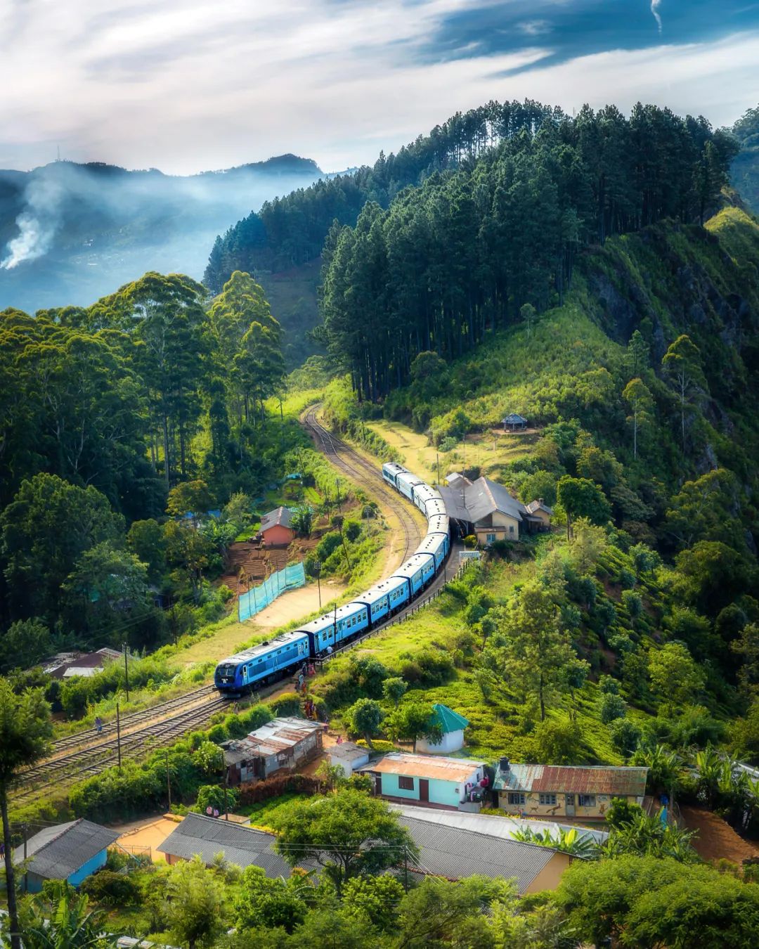 高铁沿途风景_火车图片_中国最美火车路线