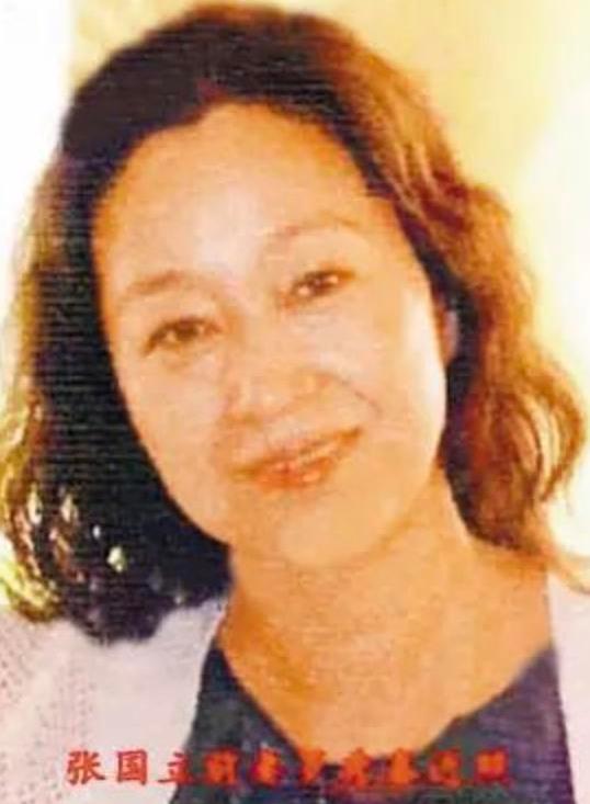 演员张国立前妻_张国立前妻罗秀春现状_张国立罗秀春离婚原因