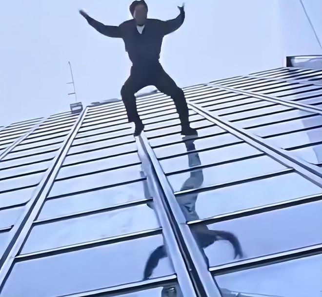 成龙枪械收藏_成龙特殊待遇电影_duduchuanqi