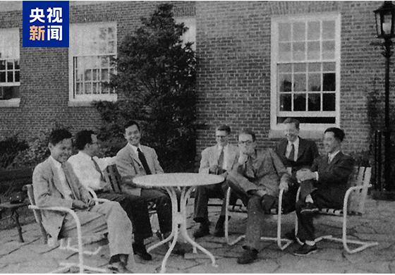 杨振宁 诺贝尔物理学奖 著名物理学家_杨振宁被赶出清华