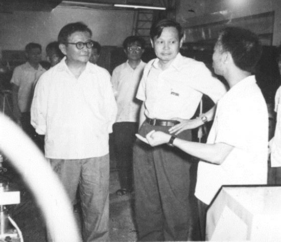 杨振宁 合肥 故乡情谊_杨振宁被赶出清华_杨振宁 诺贝尔物理学奖 贡献