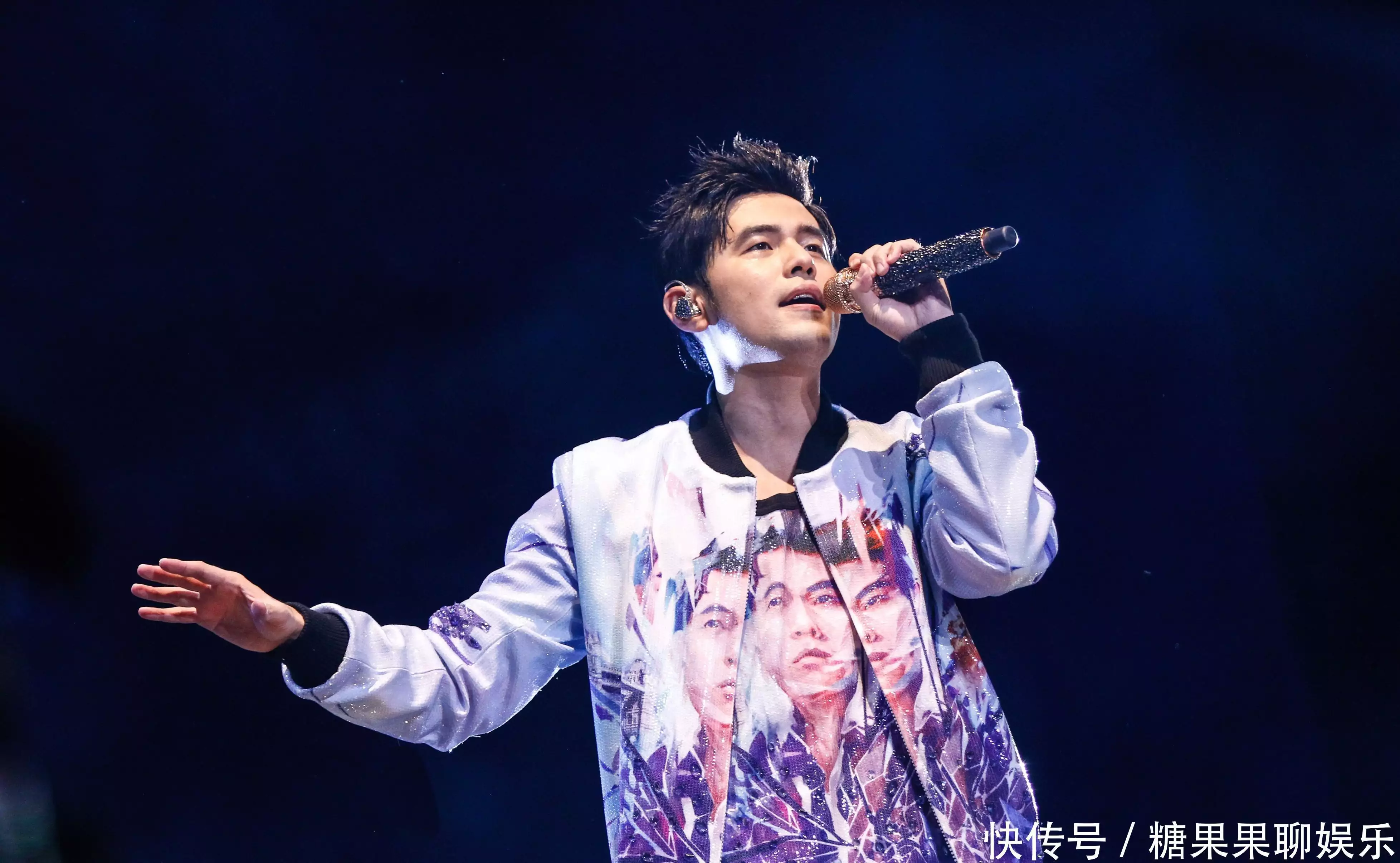 何炅衰老迹象_周杰伦告别嘉年华巡演_何炅视频