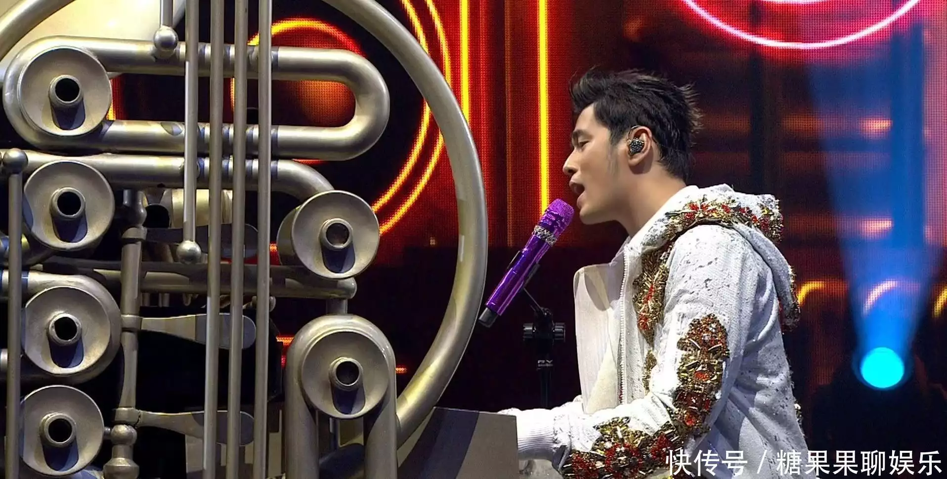 周杰伦告别嘉年华巡演_何炅视频_何炅衰老迹象