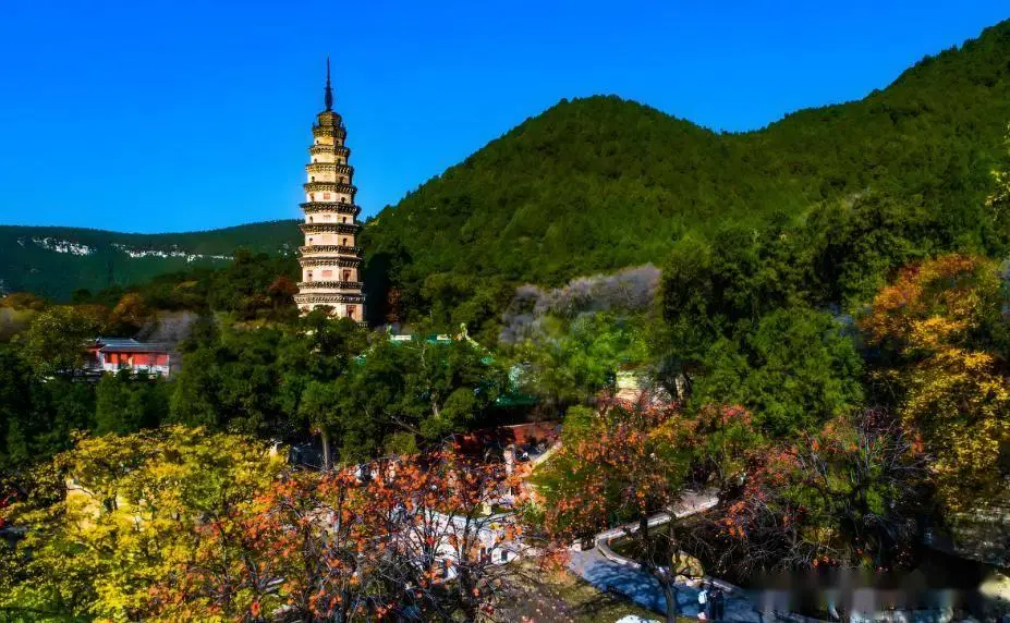 济南护城河免费取水点_济南晓露泉_济南趵突泉大明湖攻略