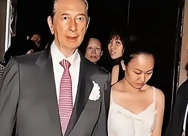 郑咏诗成为赌王看护_赌王郑咏诗的故事_郑咏诗结婚