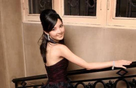 陈晓丹 出身背景_陈晓丹 中国当代名媛_陈晓丹今年多大了