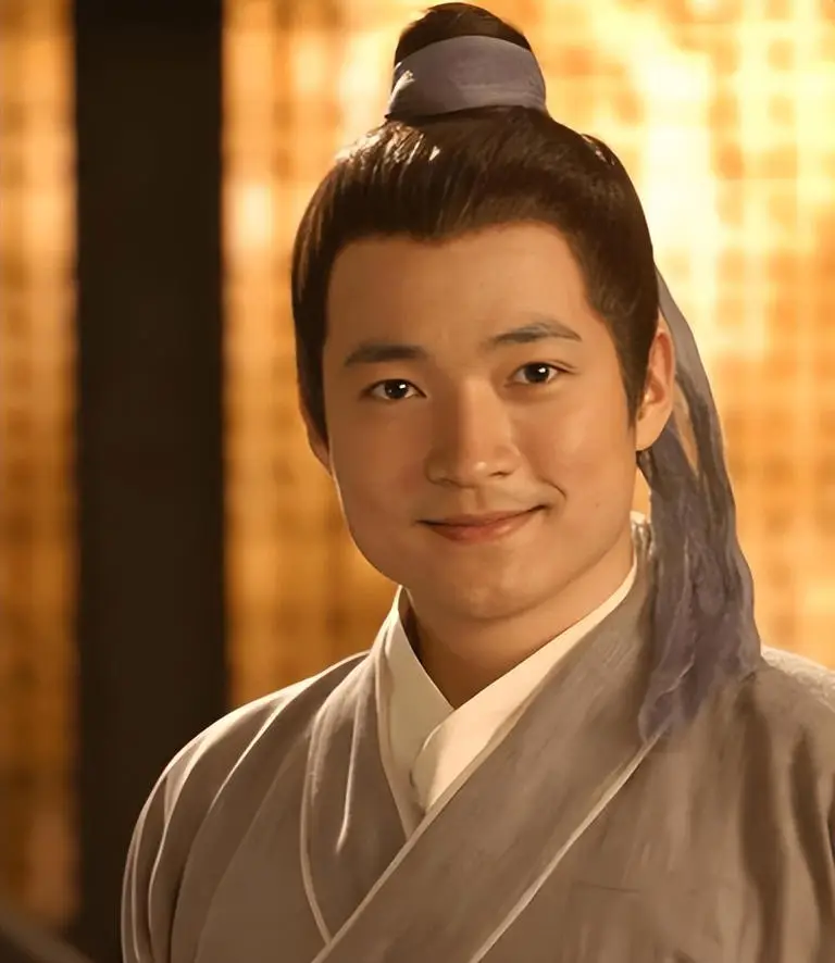 喻恩泰婚变财产转移_吕秀才现实生活曝光_喻恩泰回应婚变