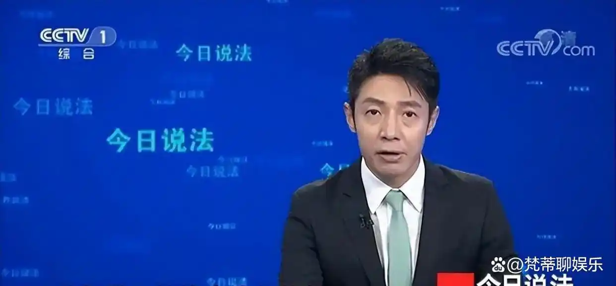 撒贝宁李白婚姻_李白倒追撒贝宁故事_撒贝宁女友李白照片