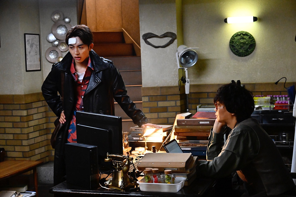 假面骑士吃瘪_假面骑士瓦伦与格罗塔对决_假面骑士加布第8话预告内容