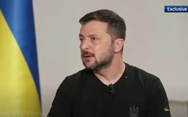 俄军撤出乌克兰谈判_泽连斯基：准备进行领土谈判_乌克兰总统泽连斯基谈判条件