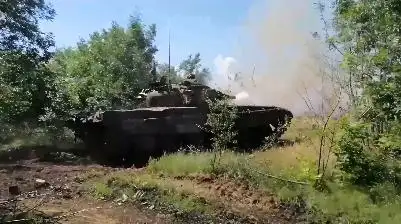 俄罗斯哈尔科夫州军事行动_俄控制又一居民点 乌打击俄多个目标_俄罗斯粮食收成预测