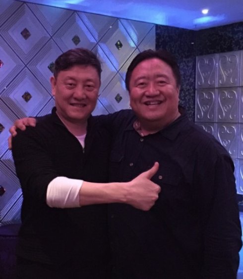 笑脸哥 央视春晚 长期观众_春晚笑脸哥真实身份