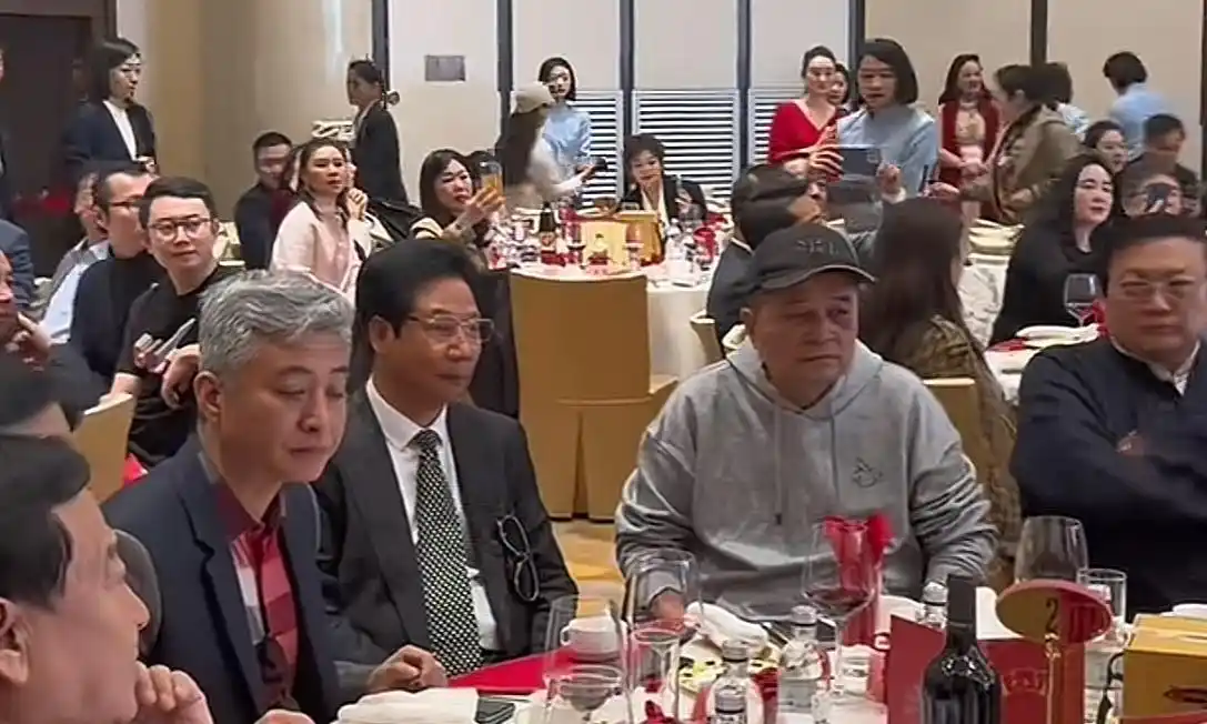 参加毕福剑饭局的人_梁玉田儿子婚礼 毕福剑 黄宏