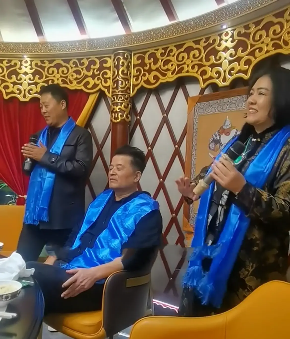 参加毕福剑饭局的人_刘大成阎维文徒弟成长经历_毕福剑星光大道落魄原因